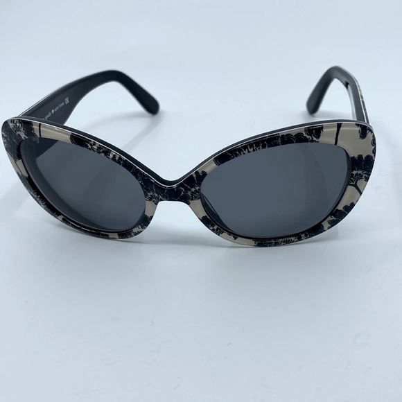 Kate Spade signature cat eye look black and white flower sunglasses frame - Picture 1 of 6